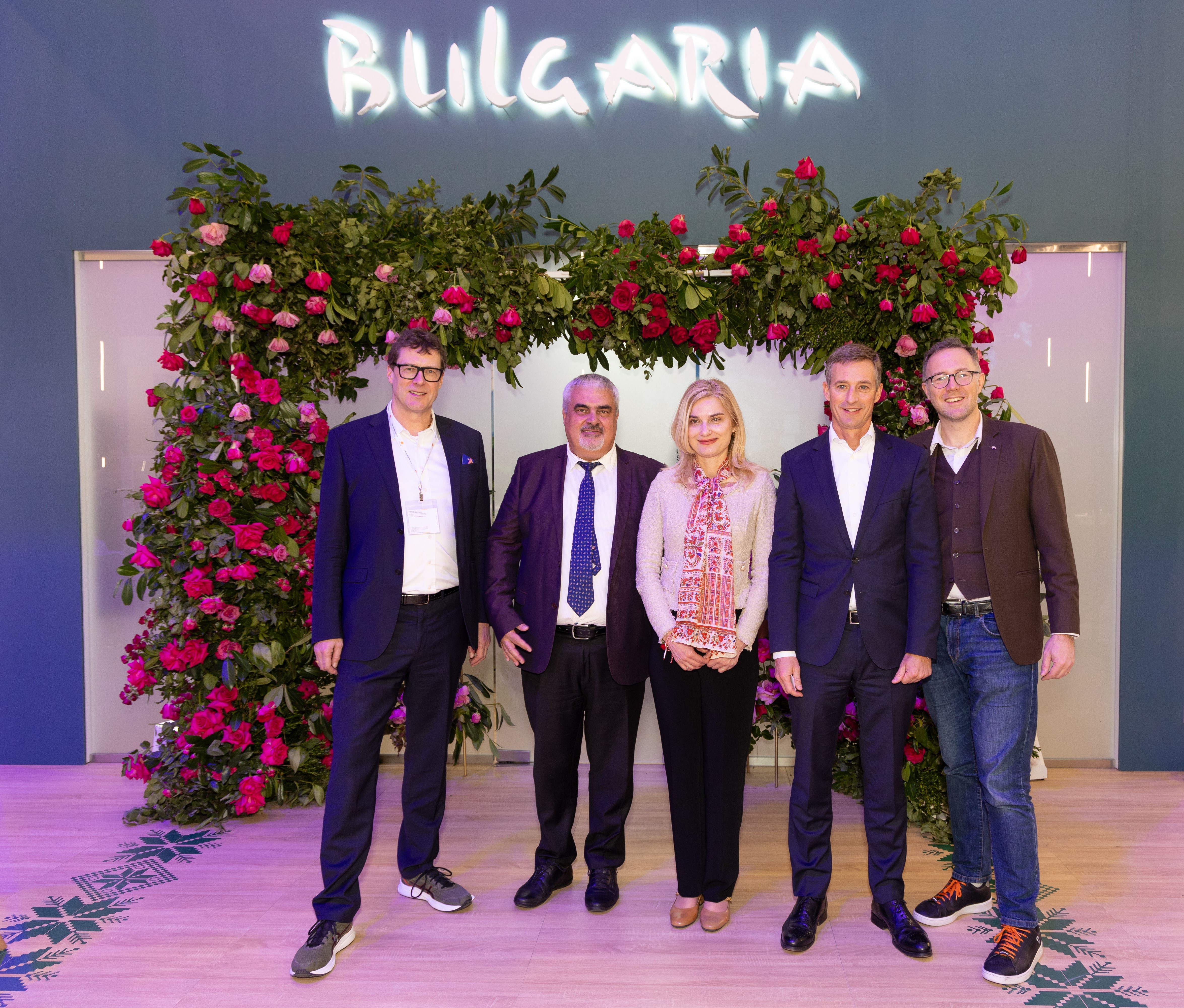 SunExpress extends its partnership model: Agreement signed with Electra Airways for sales partnership as of 2025