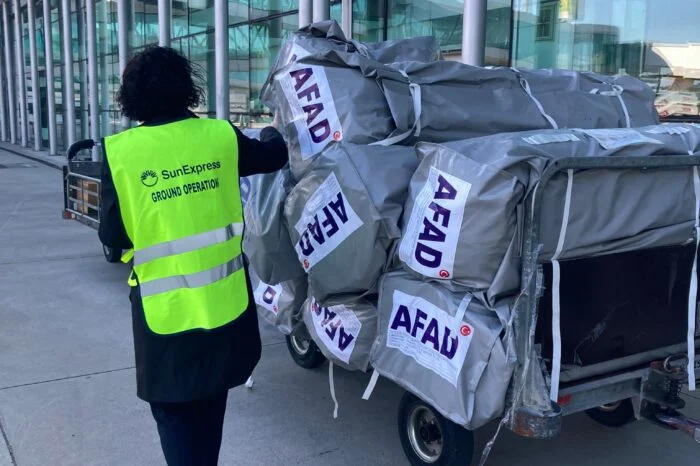 SunExpress, 60 özel uçuşla deprem bölgesinden 4000’den fazla kişiyi tahliye etti